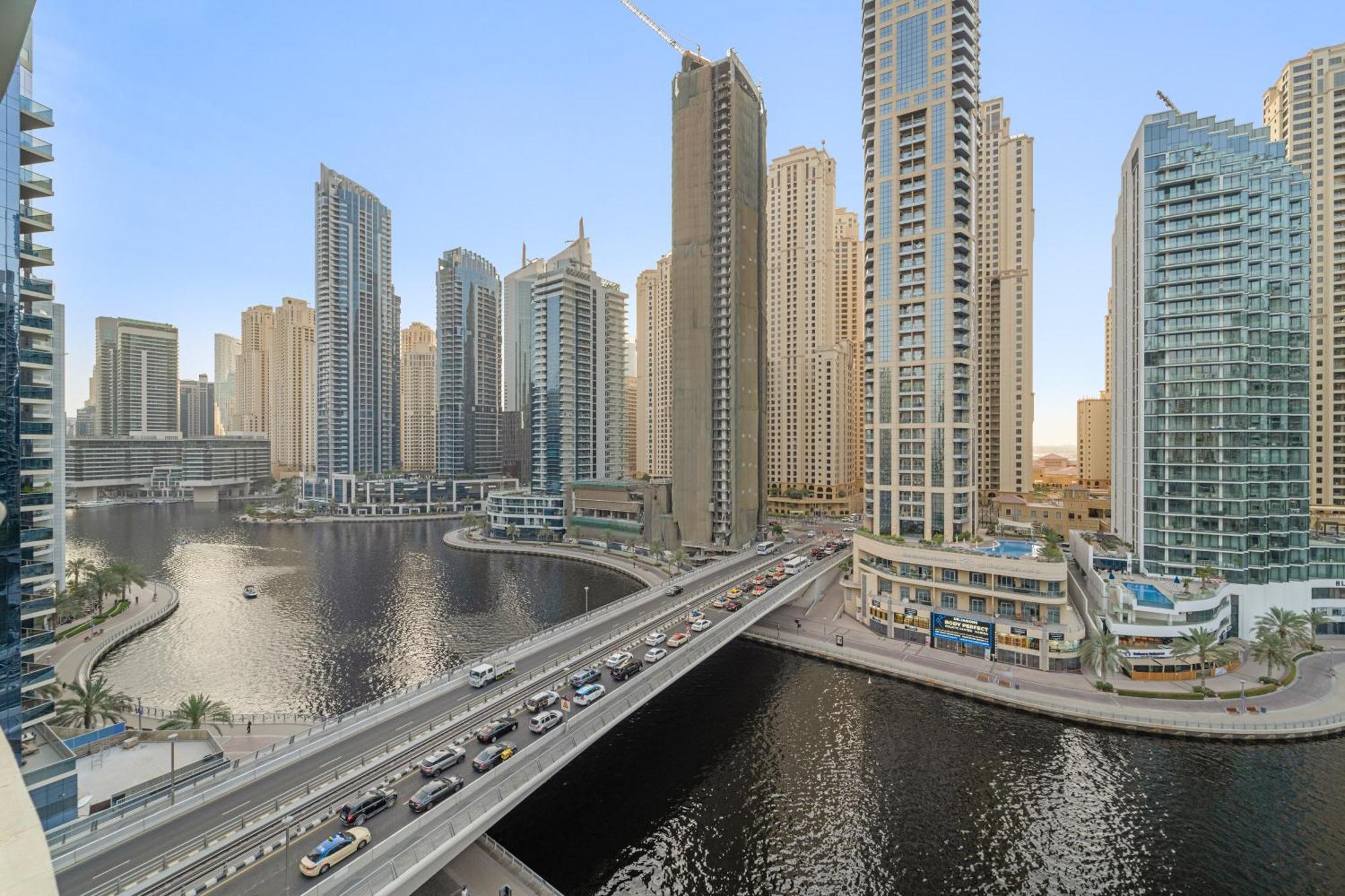 First Class 2br With Exquisite Full Marina View Apartment Dubai